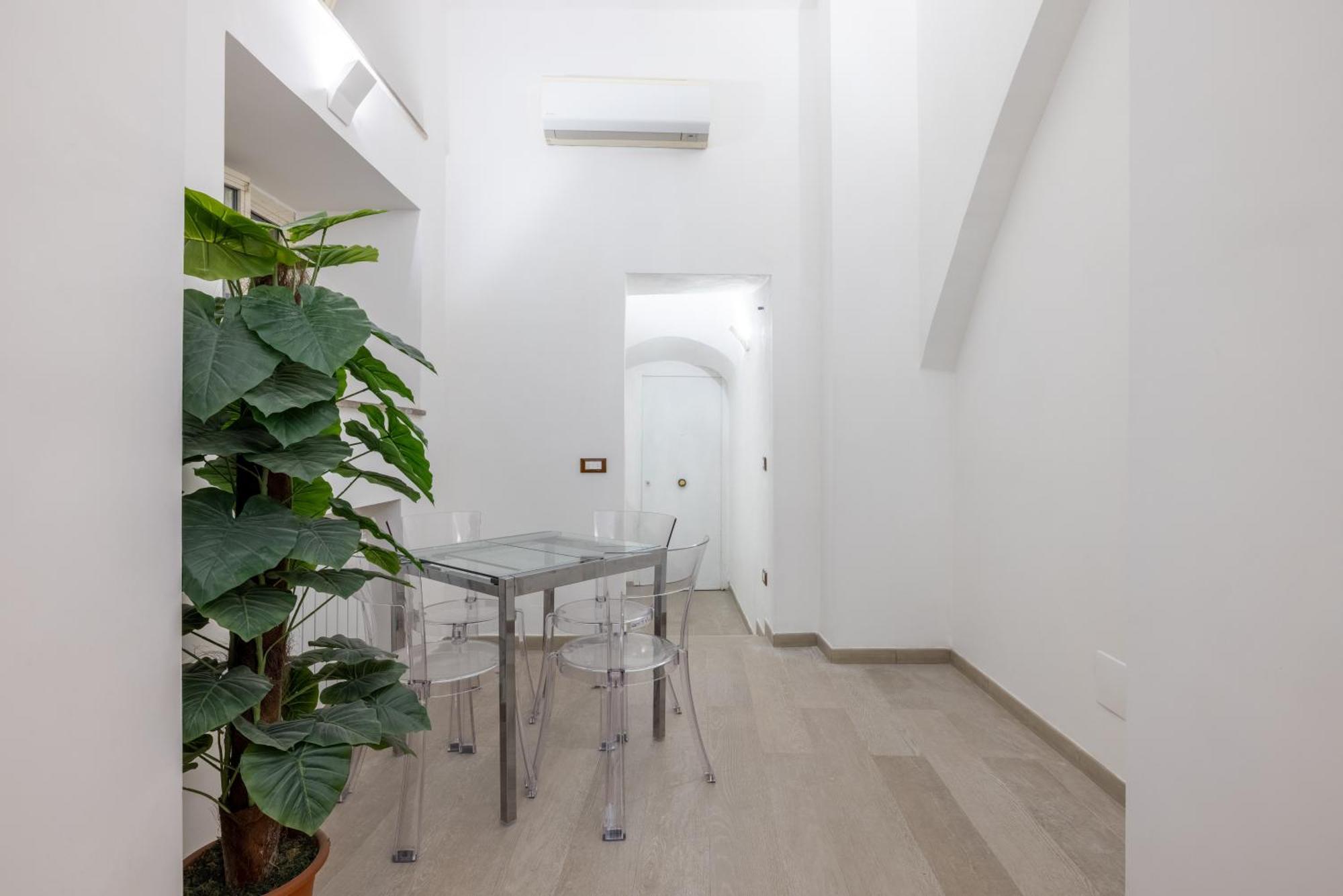 Lovely Studio Apartment - Capocci Rome Exterior photo